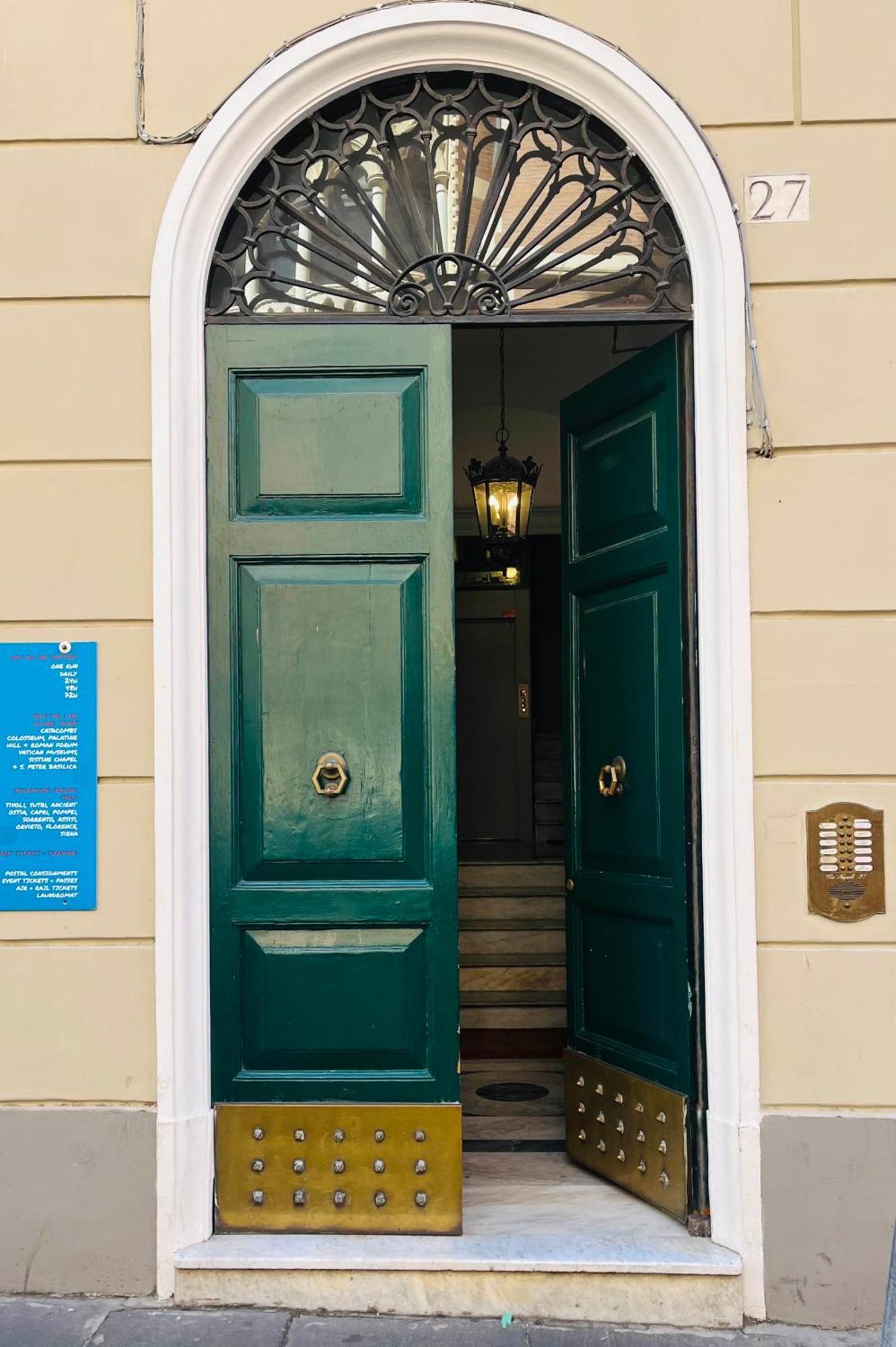 Via Napoli Apartments Rom Exterior foto